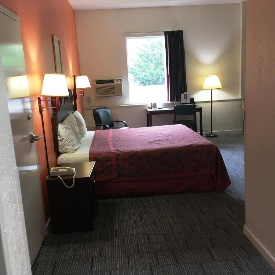 President Inn & Suites Gettysburg Bagian luar foto